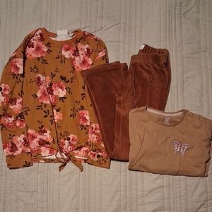Place Floral Top in Pink and Brown Pants And Short Sleeve Top XL
